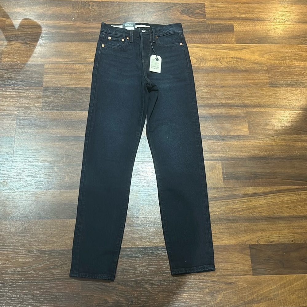 Levi's High Rise Straight Jeans in Black